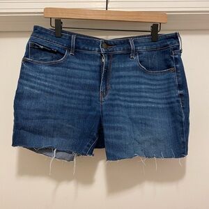 Old Navy Pop Icon Skinny Cut Off Denim Shorts Mid Rise Medium Wash Women’s 12